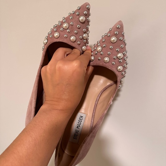 Steve Madden Pink and Pearl Embellished Pointed Stiletto Heels - Picture 2 of 5